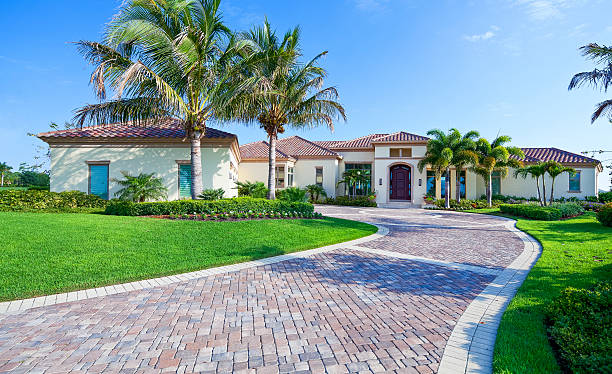 Best Driveway Pavers Near Me  in Edwardsvle, IL