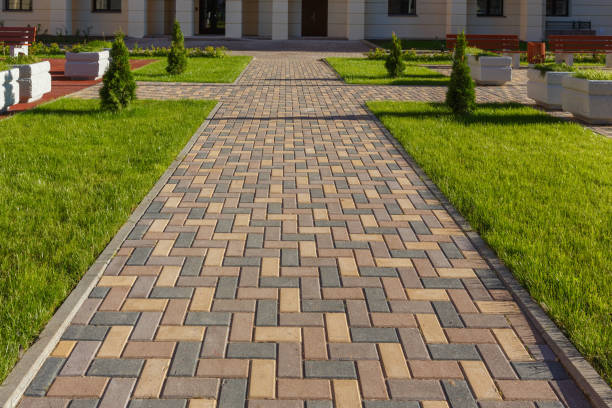 Best Driveway Pavers Contractor  in Edwardsvle, IL